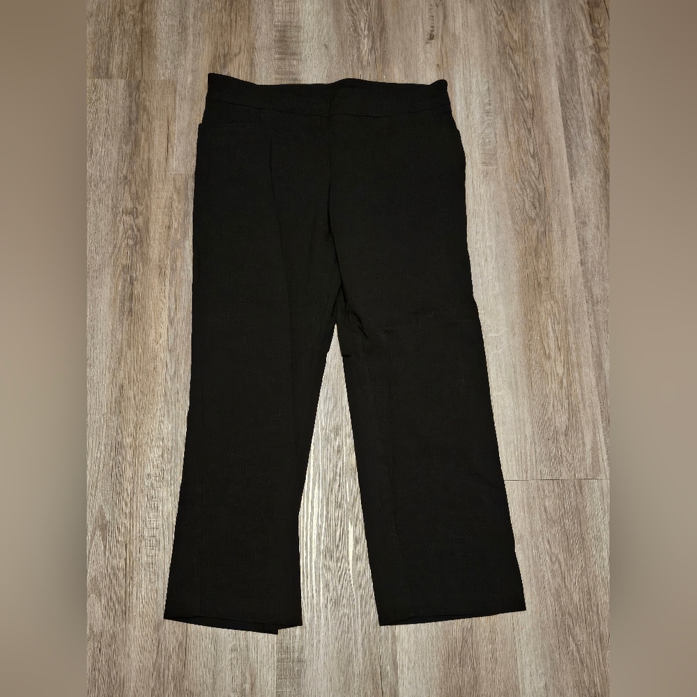 Time and Tru Women's Black Straight Leg Pants